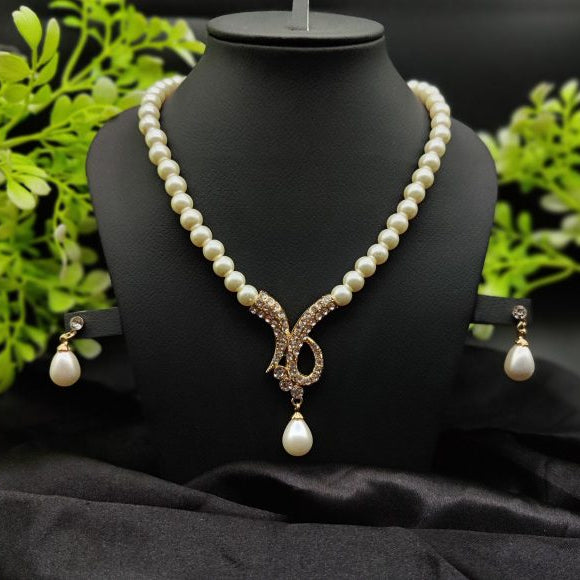 Imported Exquisite Pearl Necklace Set