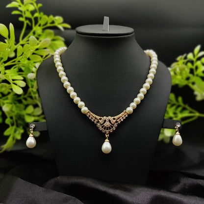 Imported Regal Pearl Elegant Drop Design